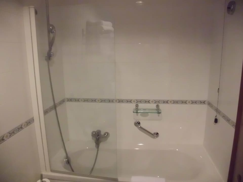 Dusche Grand Hotel Tiberio