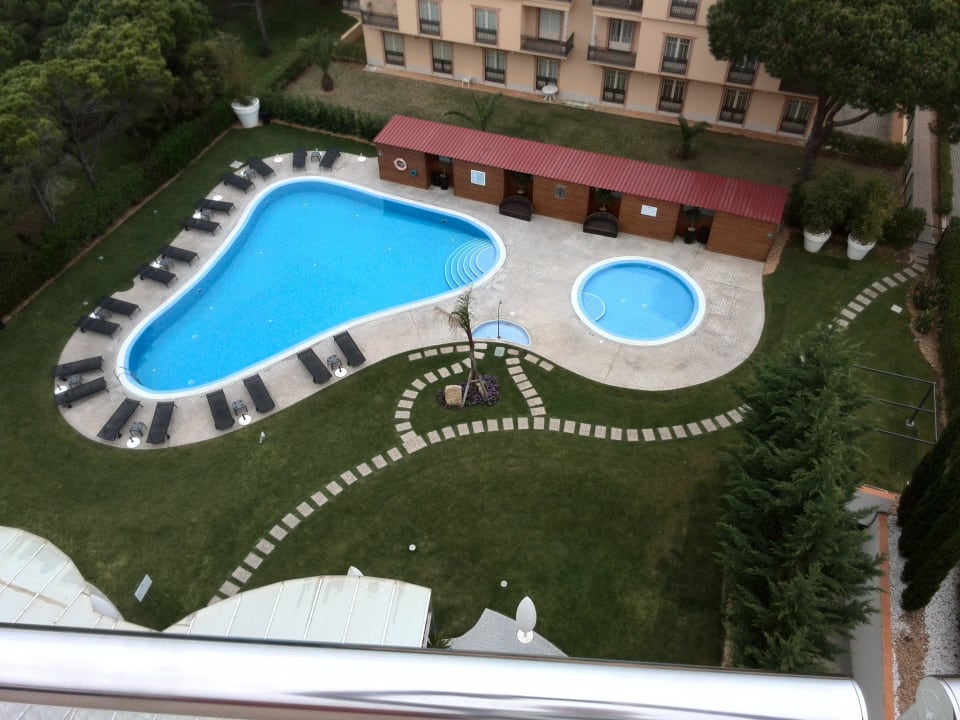 Schöner Pool von der Dachterrasse fotografiert Aqua Pedra Dos Bicos Design Beach Hotel - Adults only
