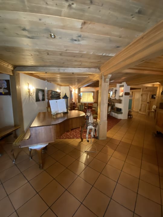 Lobby Hotel Alpenrose