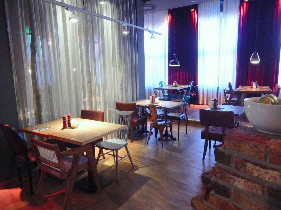 Frühstücksrestaurant pentahotel Braunschweig