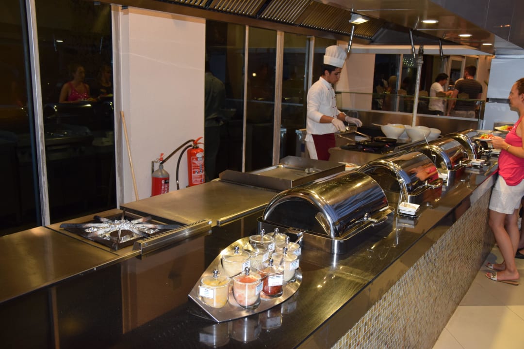 Hauptrestaurant im UG2 und Abend-Buffet Hotel Botanik Platinum