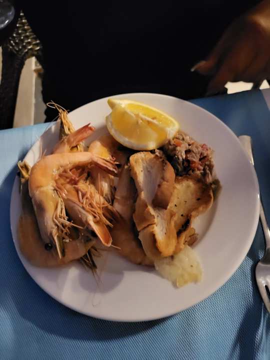 Gastro Terrace Elite Resort