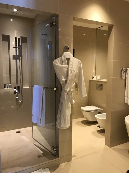 Zimmer JW Marriott Marquis Hotel Dubai