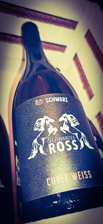 Sonstiges Schwarzes Ross