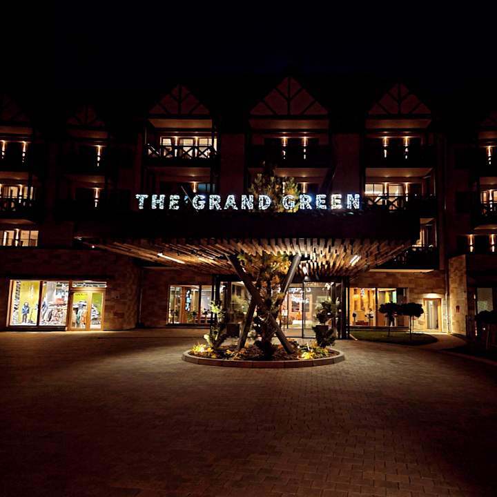 Außenansicht The Grand Green - Familux Resort