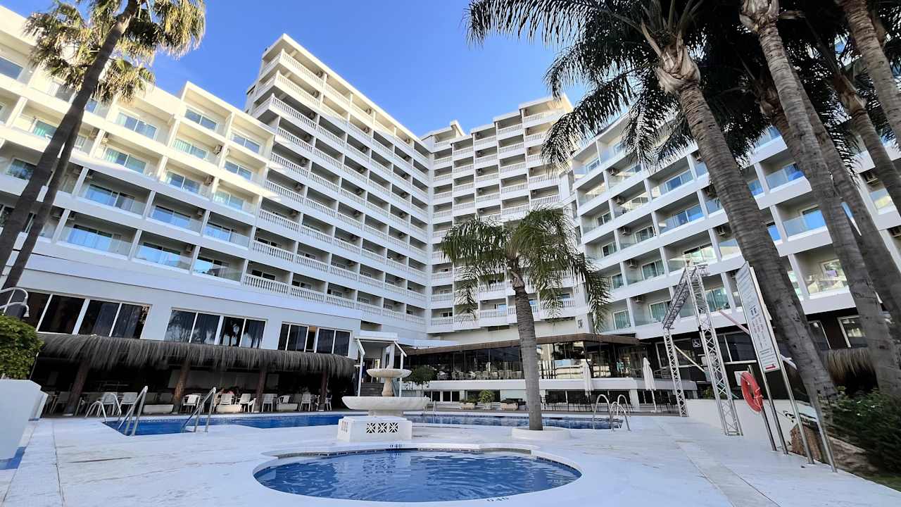 Ausblick Hotel Parasol by Dorobe