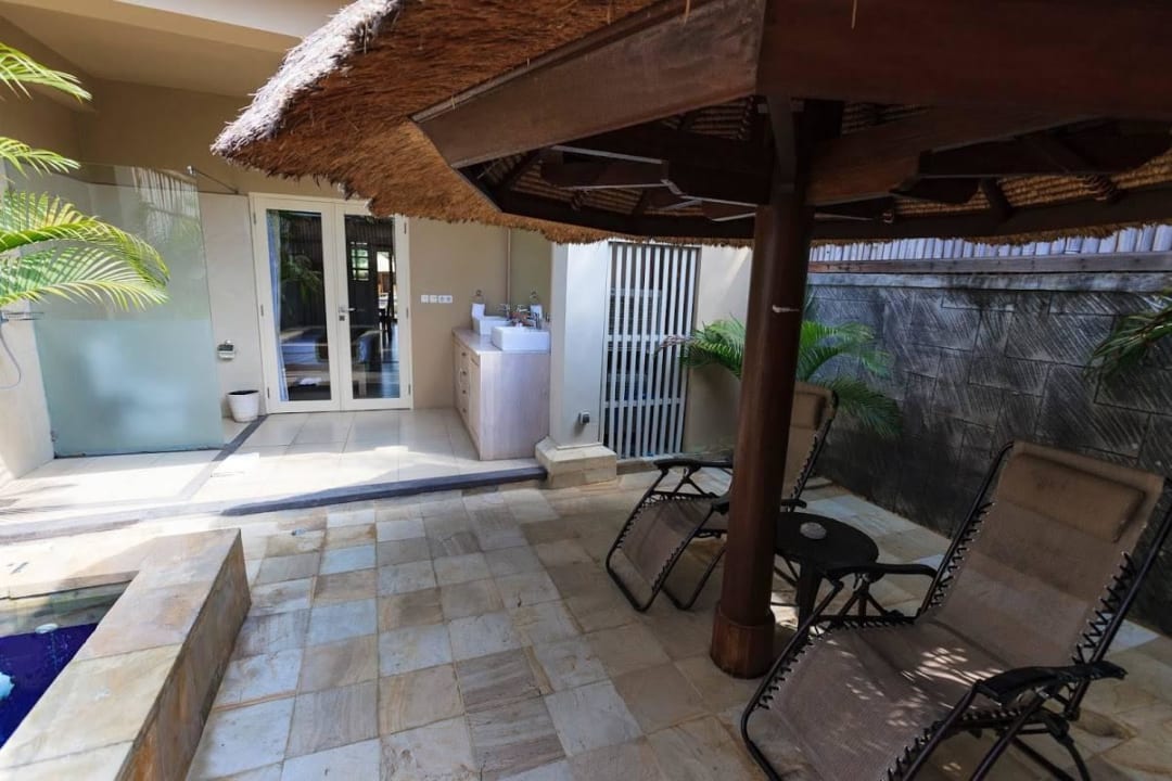 Open Bathroom - Deluxe Villa The Lovina