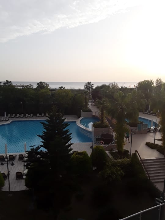 Ausblick Commodore Elite Suites & Spa - Adults only