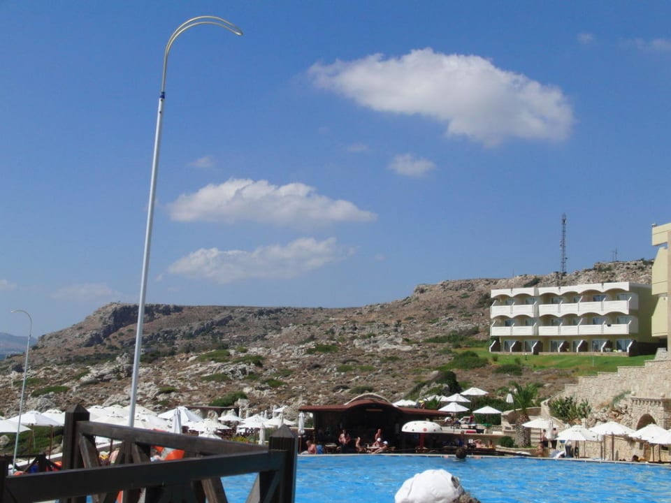 Einmal gab es auch Wolken Hotel Kalithea Horizon Royal