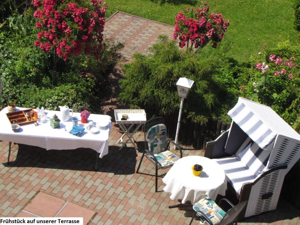 Frühstück auf der Terrasse Hotel Nordwind & Haus Wenden