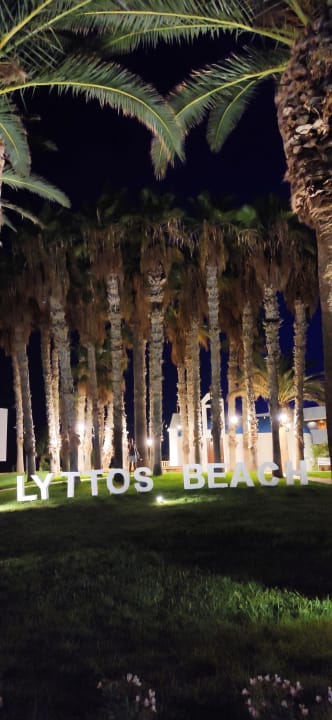Gartenanlage Lyttos Beach Hotel