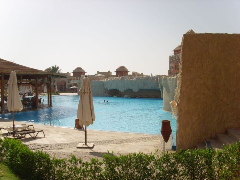 oberer Süßwasserpool Serenity Alpha Beach