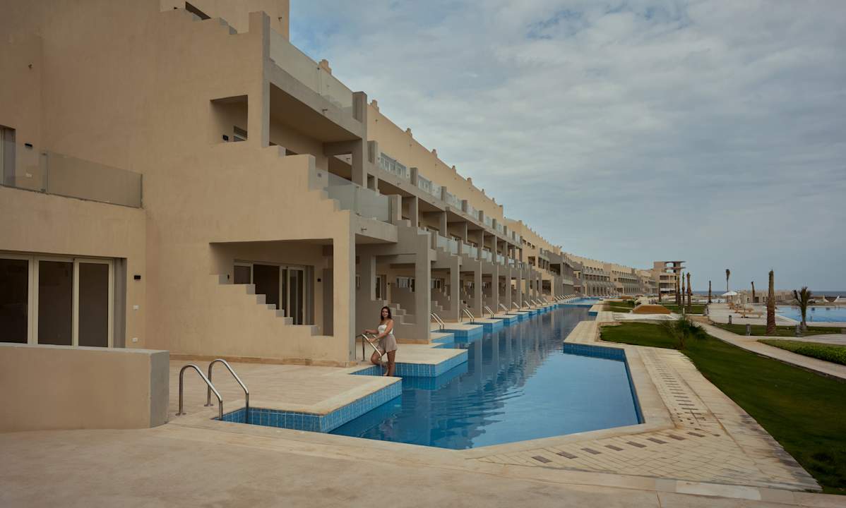 Zimmer Diamond Beach by Pearl Resort