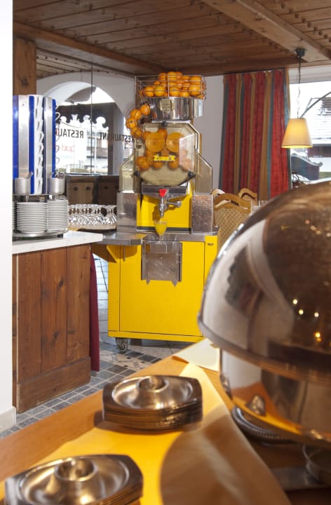 Orangensaftpresse Hotel Rheinischer Hof