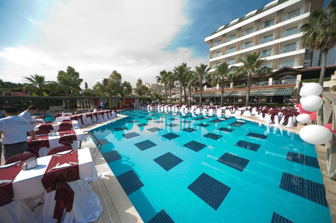 Vom Pool Trendy Palm Beach (Adults Only, 16+)