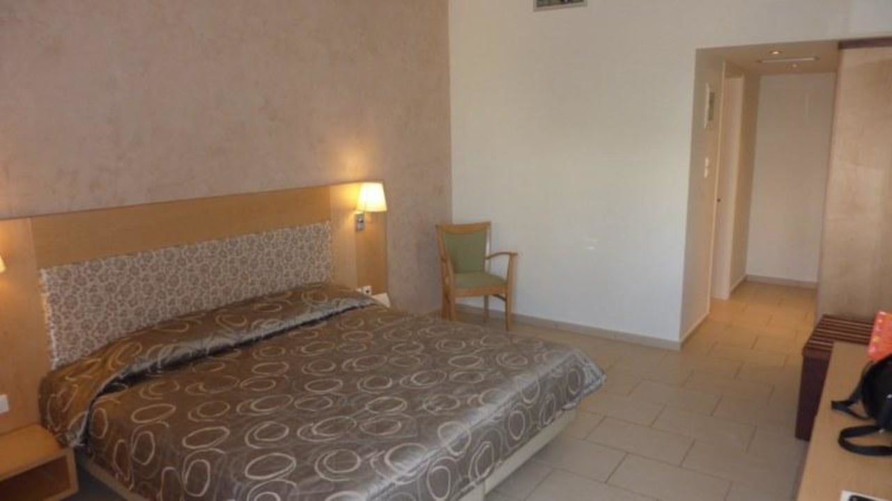 Bett Zimmer 801 Grand Hotel Holiday Resort
