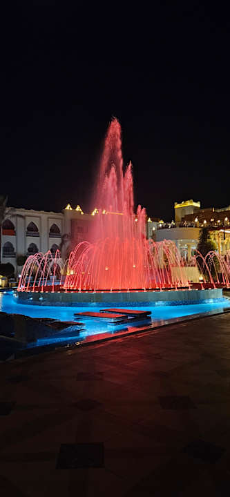 Gartenanlage The Grand Palace - Adults only