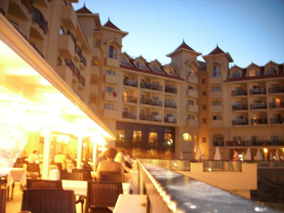 Außenansicht bei Nacht Side Mare Resort & Spa