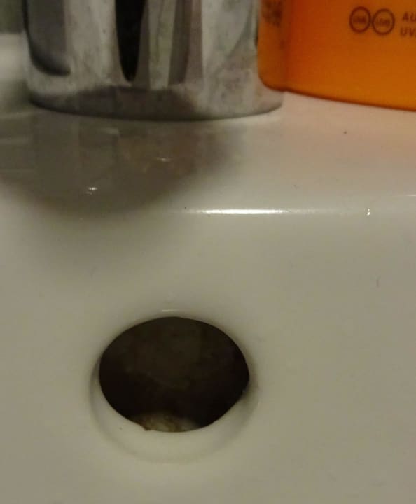 Das soll sauber sein? Limak Lara Deluxe Hotel & Resort