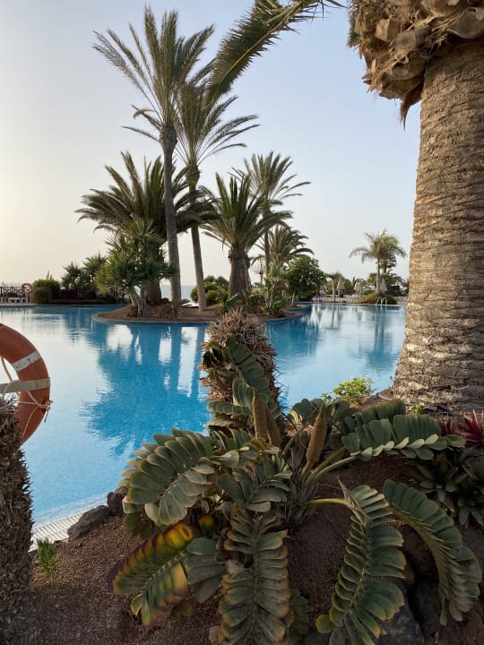 Pool R2 Pajara Beach