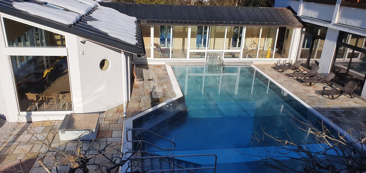 Pool Alm- & Wellnesshotel Alpenhof