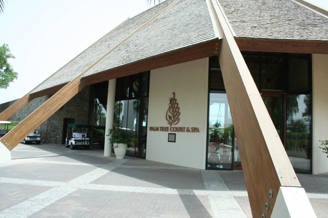 Eingang zum Palm Tree JA Palm Tree Court
