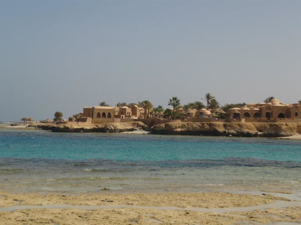 Blick von der Tauchbasis Mövenpick Resort El Quseir