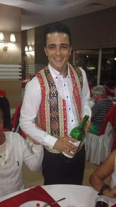 Unser Freund Yunus, freundlich und fleißig  Adalya Ocean Deluxe