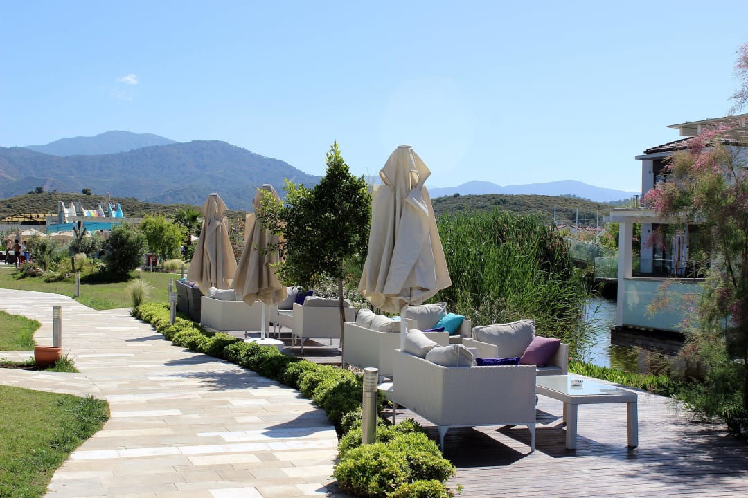 Mit bequemen Sitzecken Jiva Beach Resort