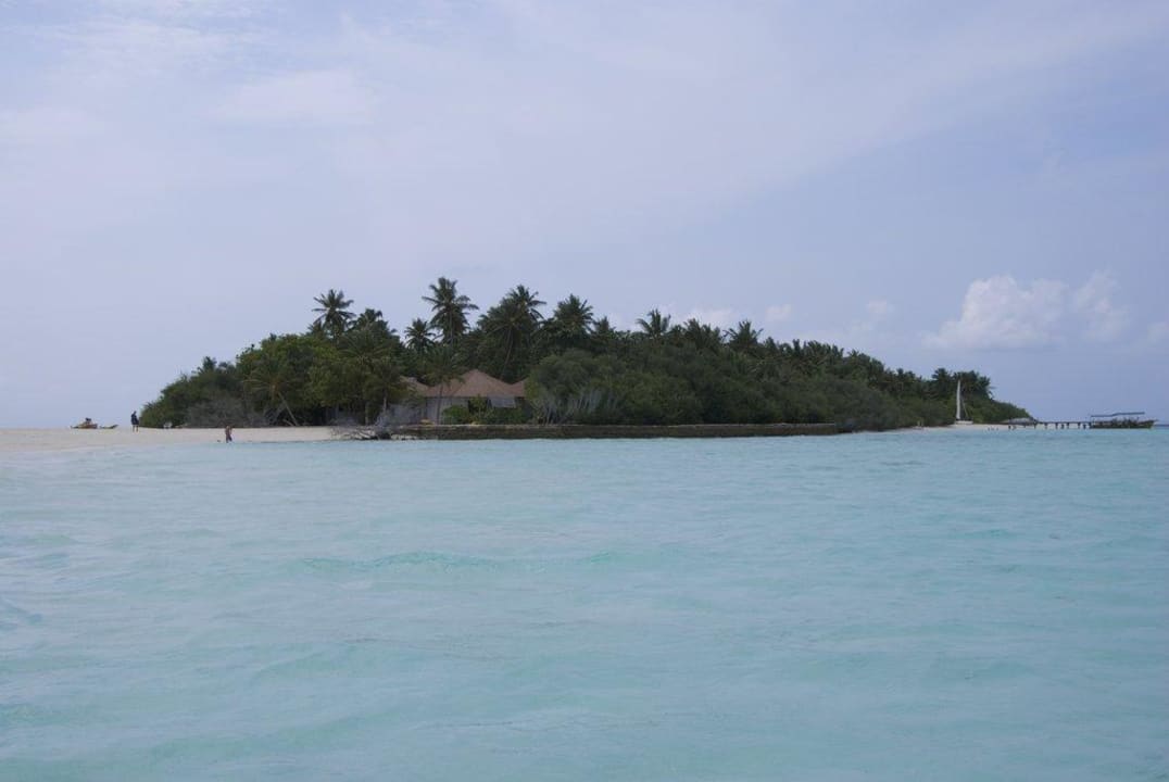 Embudu Embudu Village