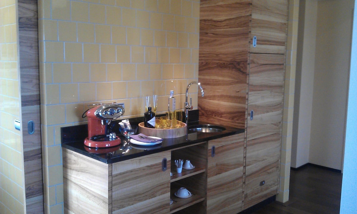 Minibar Station mit Kaffeautomat Bohemia Suites & Spa - Adults only