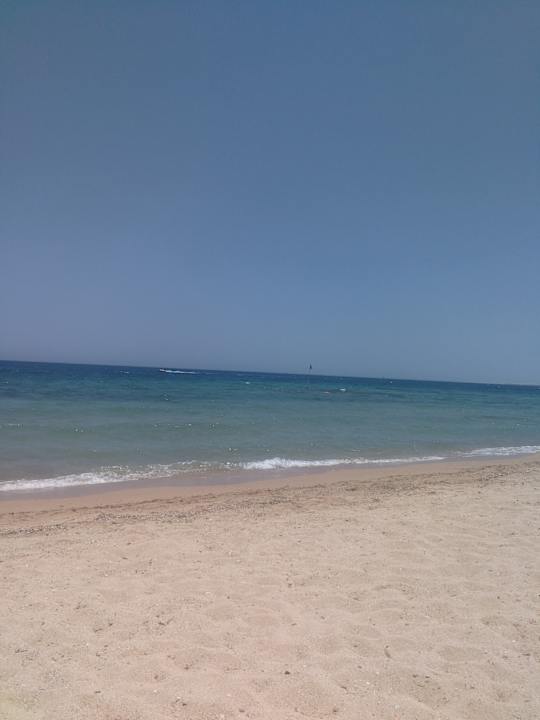 Strand Menaville Safaga