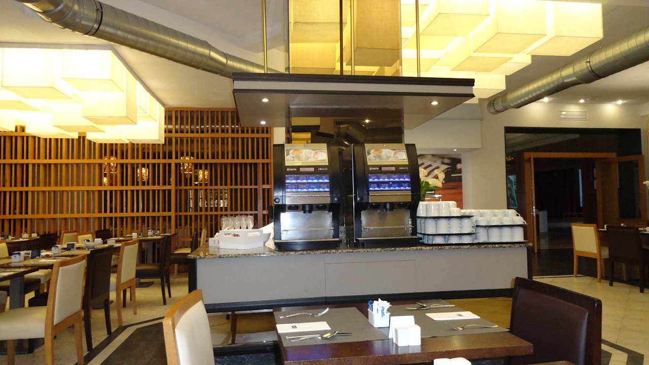 Le Restaurant 2013 H10 Las Palmeras