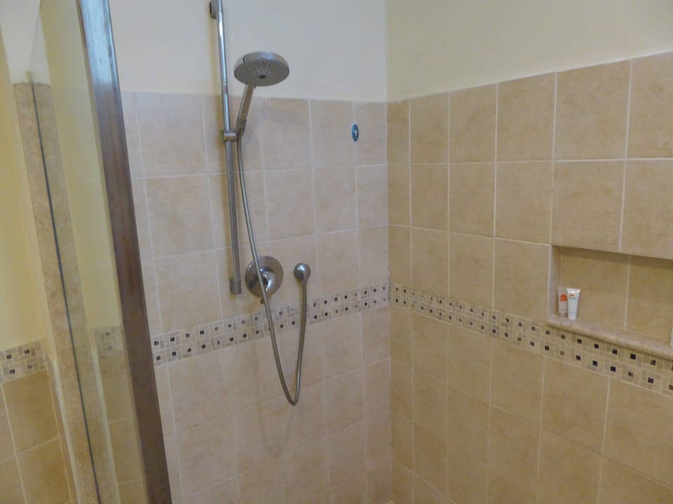 Zimmer Baobab Beach Resort & Spa