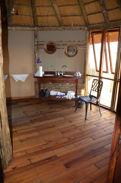 Das Badezimmer Hotel Sossus Dune Lodge