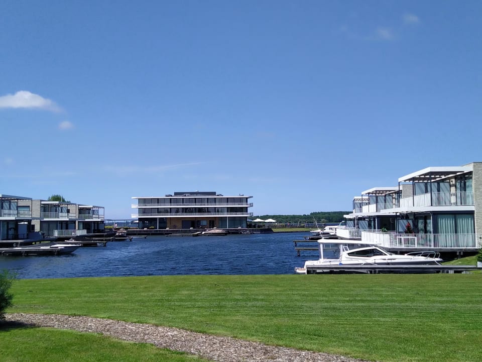 Außenansicht Fletcher Hotel-Restaurant Het Veerse Meer