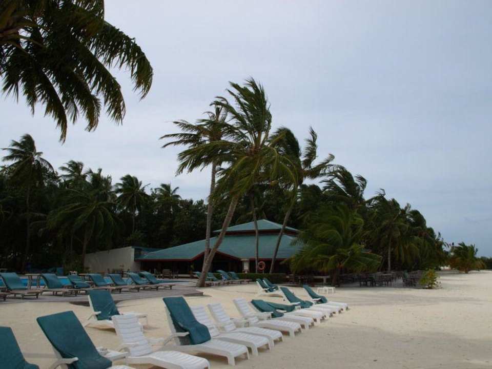 Strand Meeru Maldives Resort Island