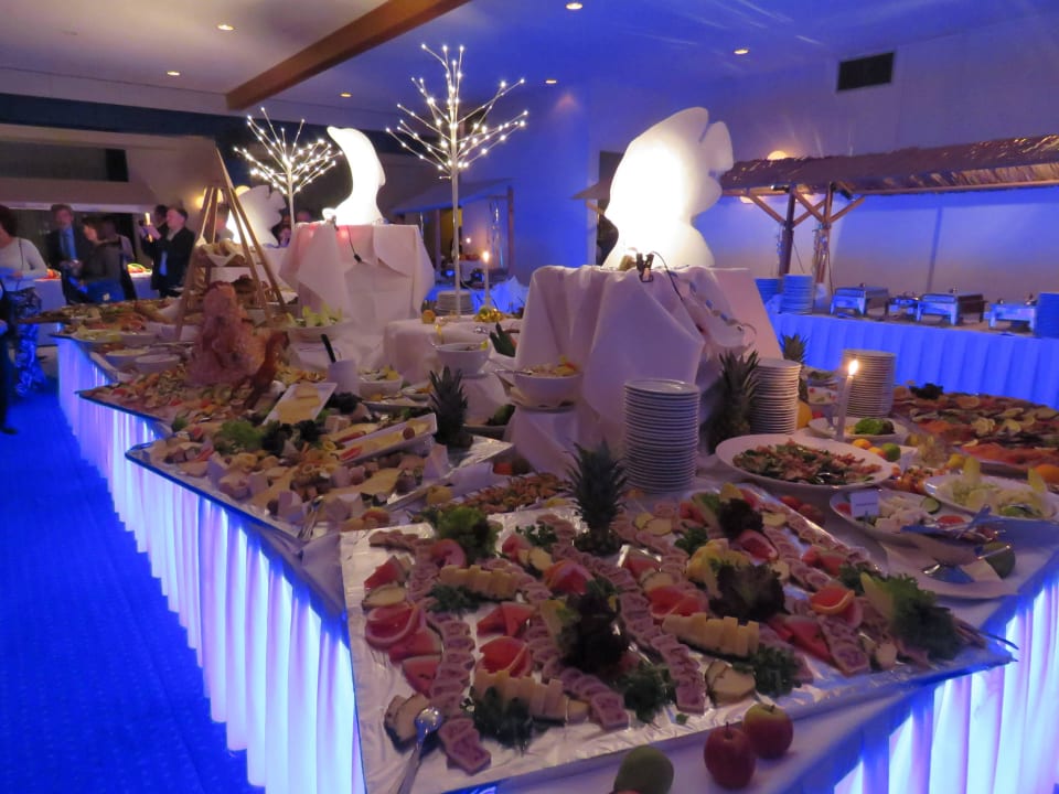 Silvesterbüffet Avalon Hotelpark Königshof