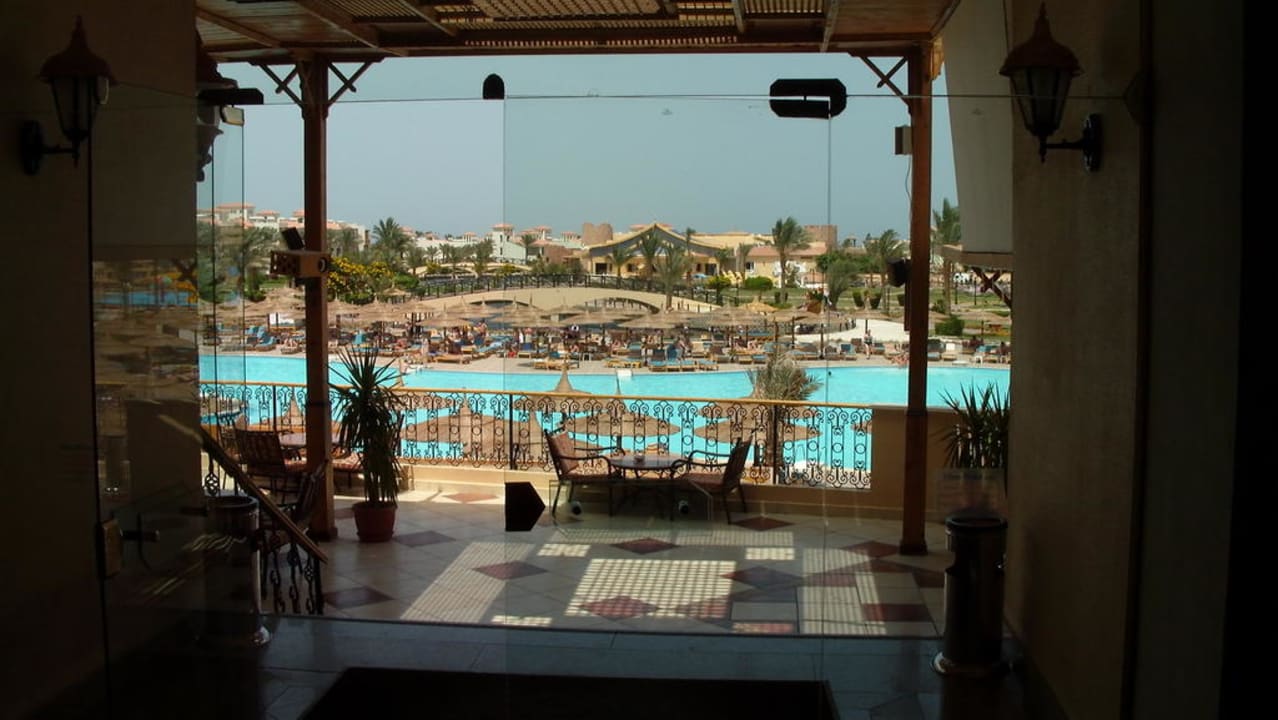 Ausblick aus dem Haupthaus Pickalbatros Dana Beach Resort - Hurghada