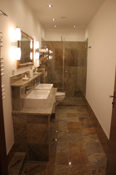Zimmer Hotel Al Faro Lodge
