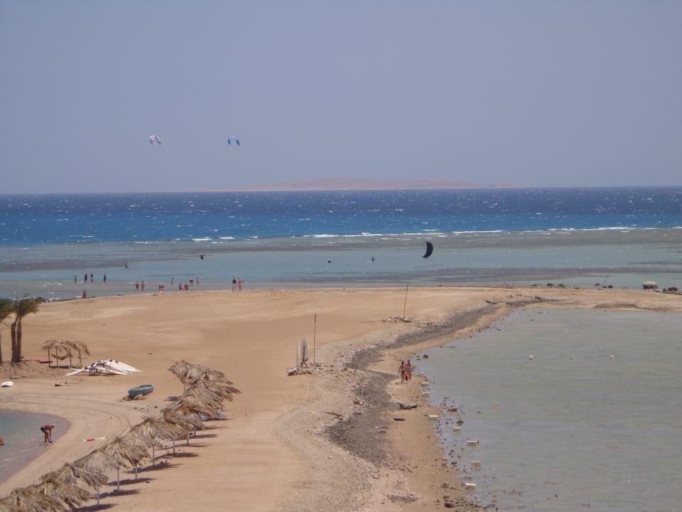 Bald haben wir Wasser erreicht JAZ Aquamarine Resort