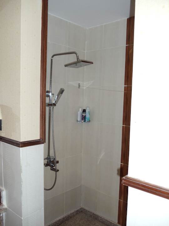 Dusche Zimmer 422 Pickalbatros Alf Leila Wa Leila Resort - Neverland Hurghada