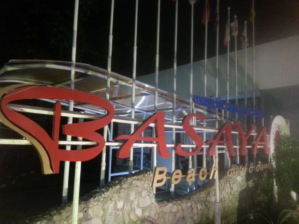 Zufahrtsbereich Basaya Beach Hotel & Resort