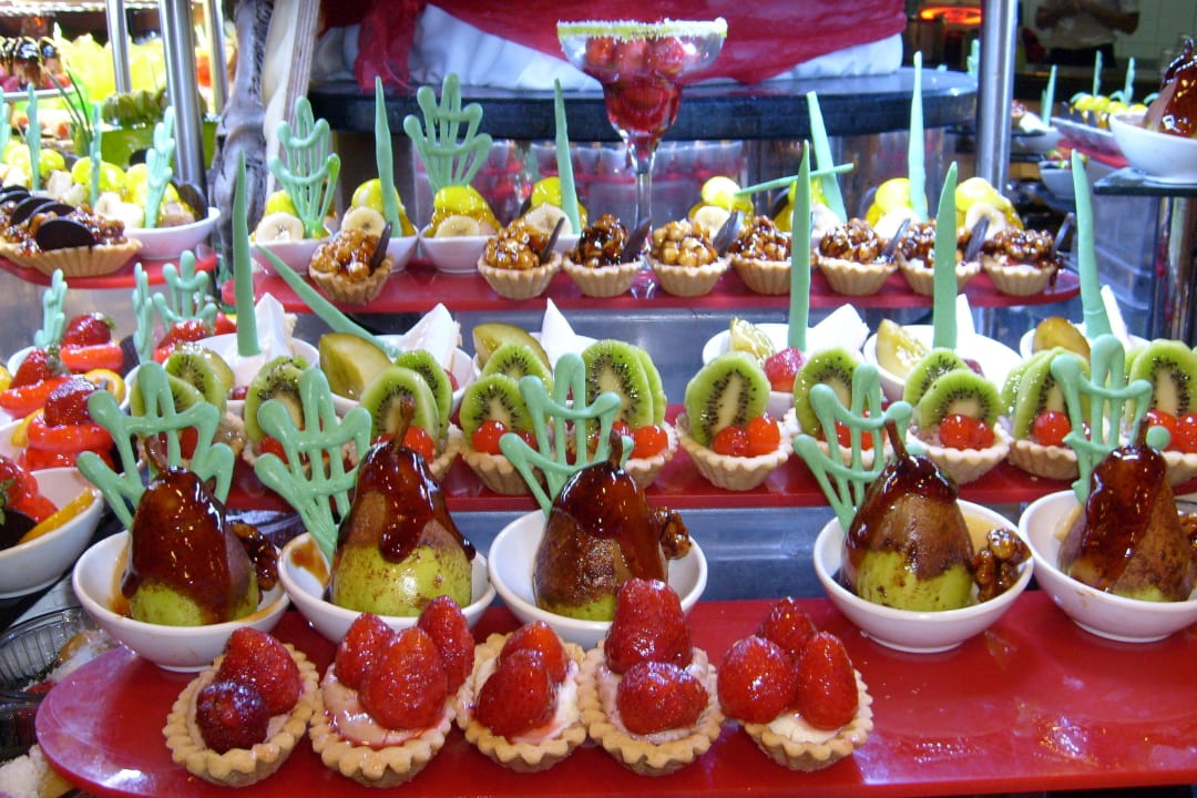 Lecker Dessert Granada Luxury Okurcalar