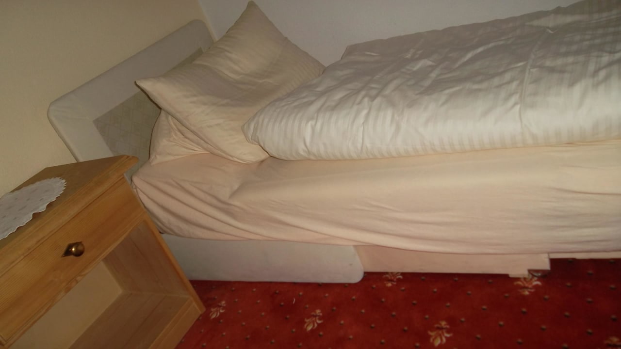 3. Bett eines 3-Bett-Zimmers Alpenhotel Ernberg