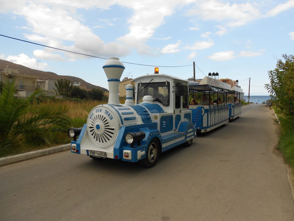 Fun train in voller Fahrt. Bitte einsteigen! Hotel Corissia Princess