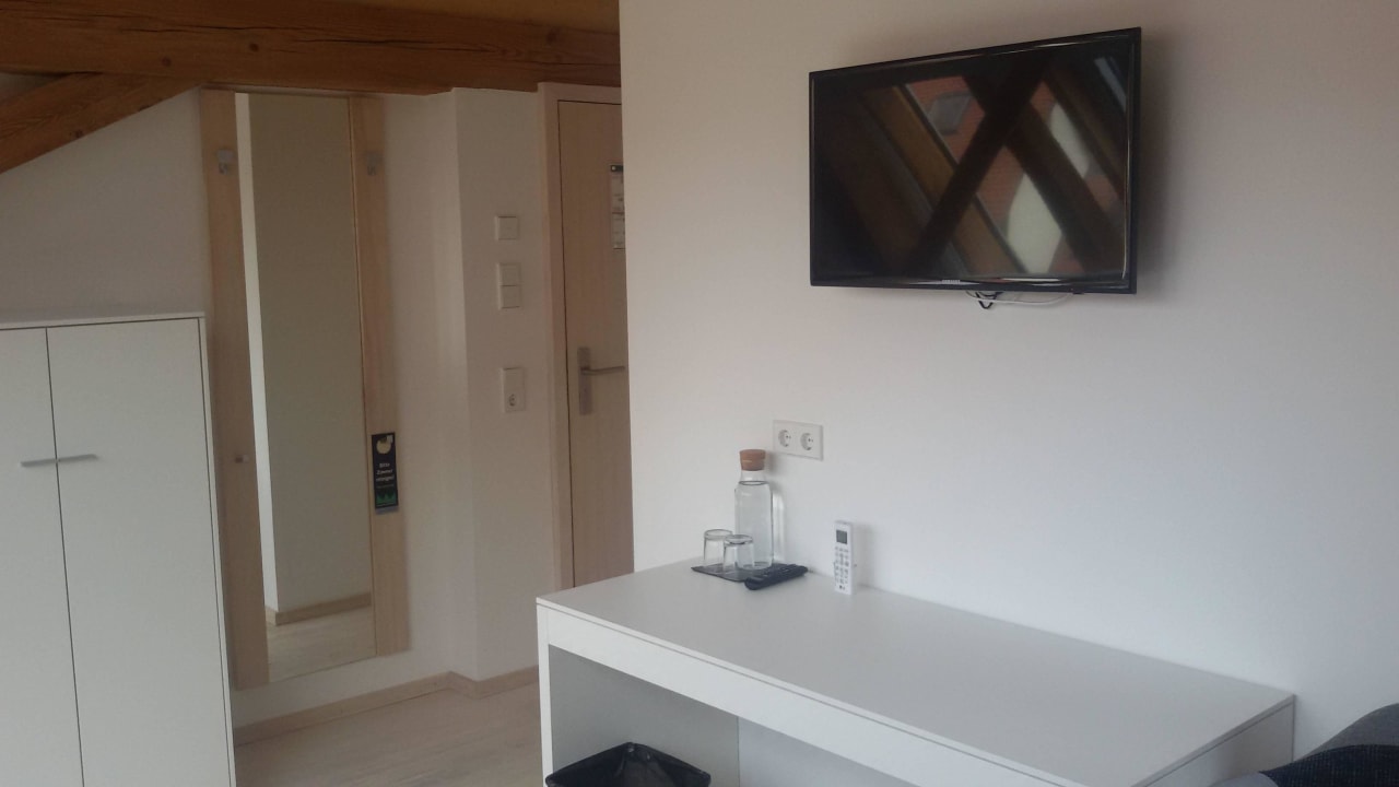 Schreibtisch Die KRONE - Hotel Garni