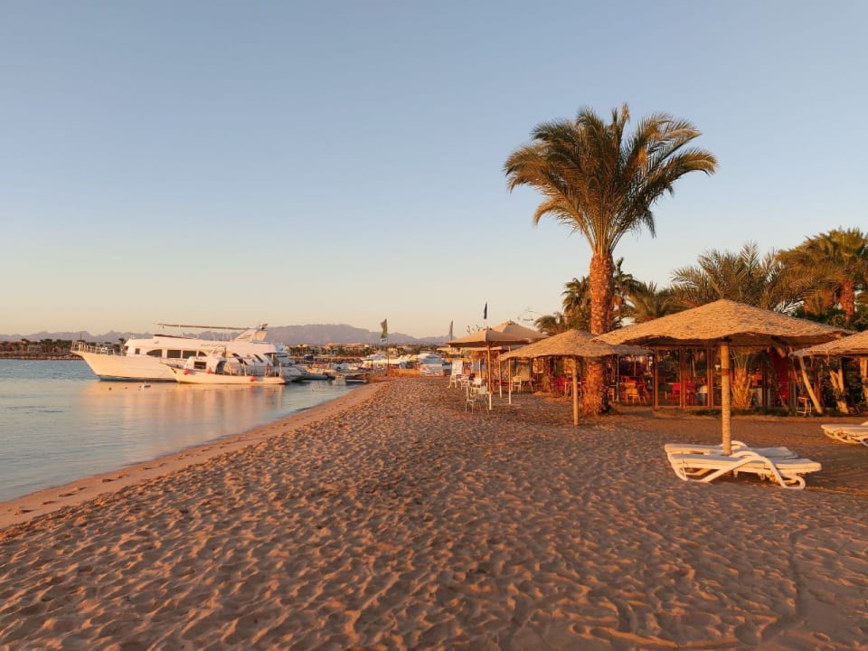 Strand Fort Arabesque Resort, Spa & Villas