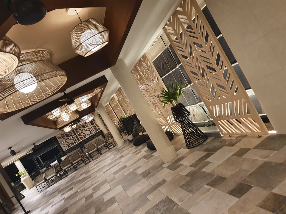 Lobby Hotel Riu Atoll