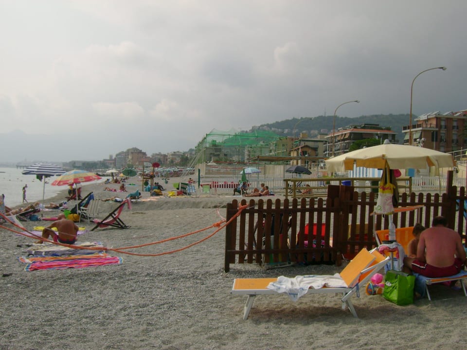 Blick nach Alassio Hotel Residence Riviera
